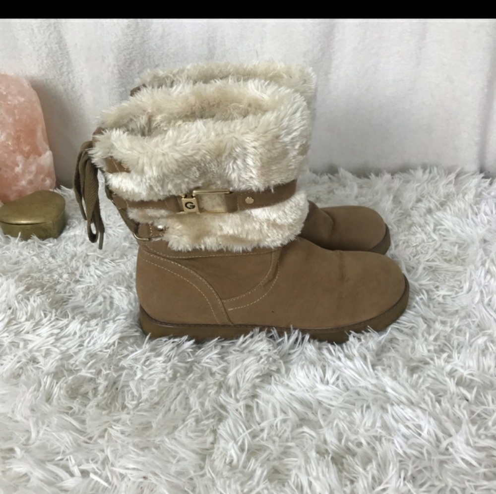 Furry suede Guess boots